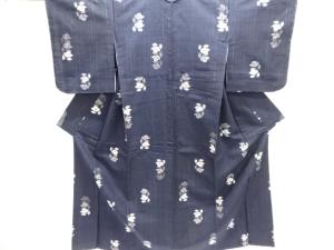 雨縞に枝花模様織り出し手織り紬着物